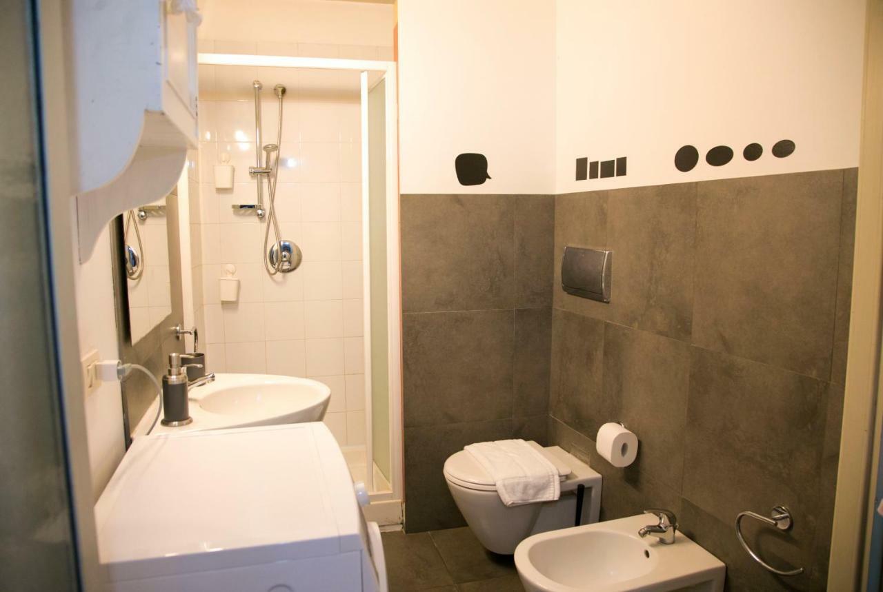 Suittom Apartment Катанія Екстер'єр фото